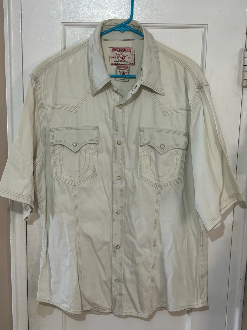 TRUE RELIGION JEAN SHIRT CREAMISH WHITE COLOR MENS SNAPP BUTTONS.